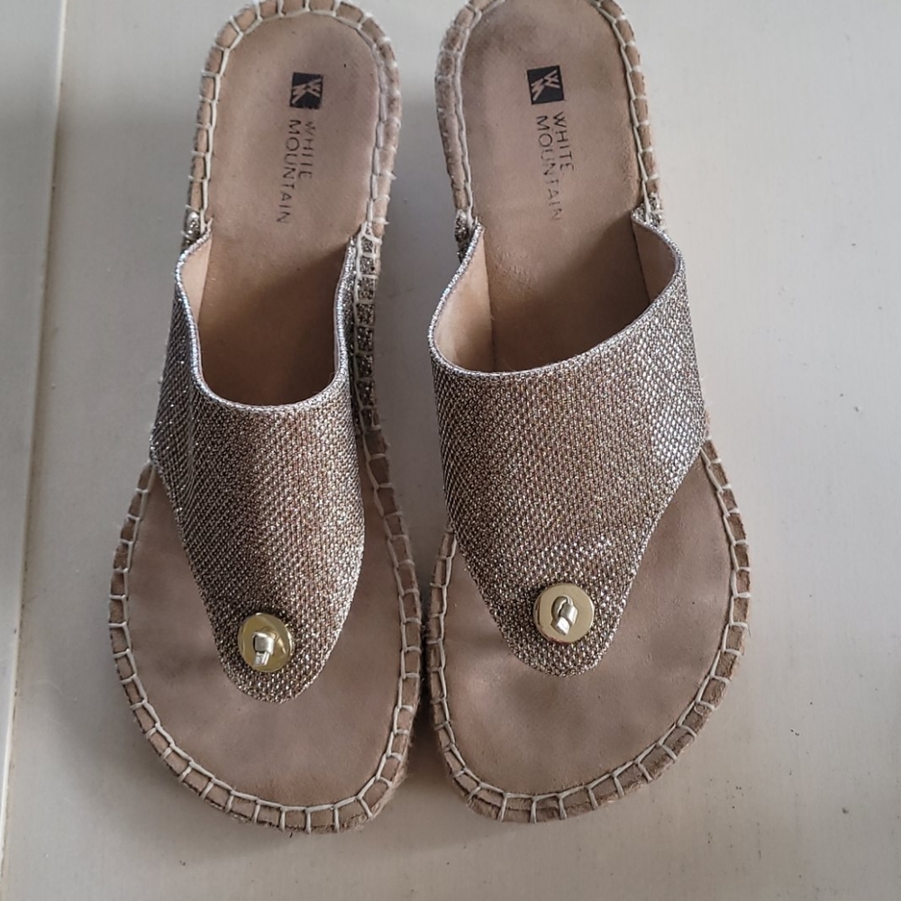 Sandals - Picture 2 of 3